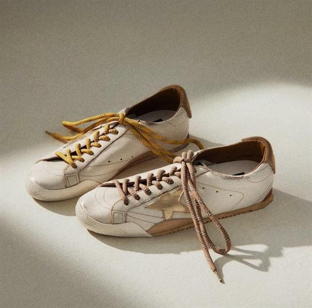 Golden Goose True-Star Low Top Sneaker