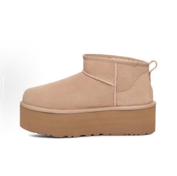 UGG US Ultra Mini Classic Boots