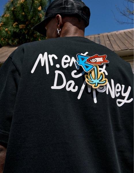 MEDM Tropical Sticker Tee