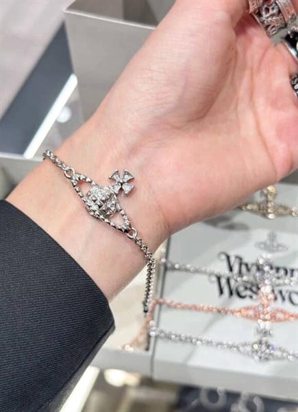 Vivienne Westwood Mayfair Bas Relief Pendant Bracelet